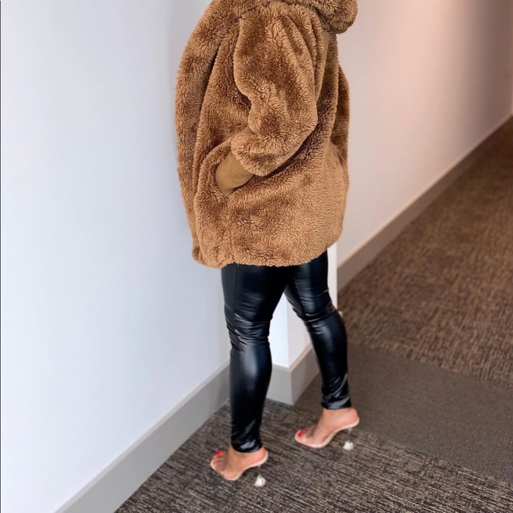 Teddy coat - Picture 3 of 3